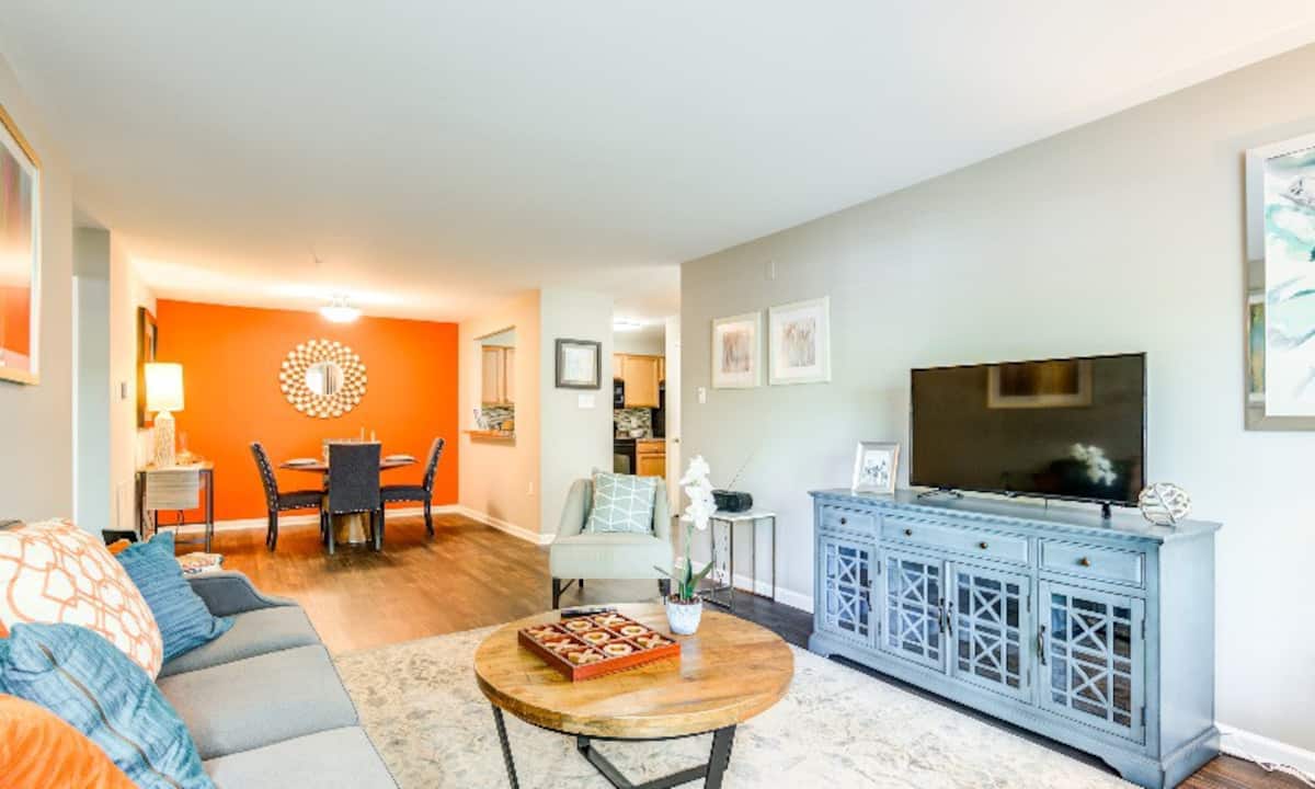 , an Airbnb-friendly apartment in Owings Mill, MD