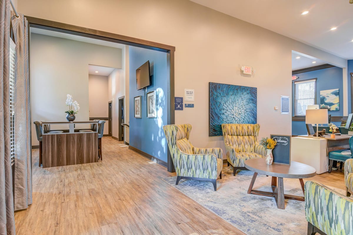 RGVtYW5kUGljdHVyZToxOTc2MzkxMDQ0