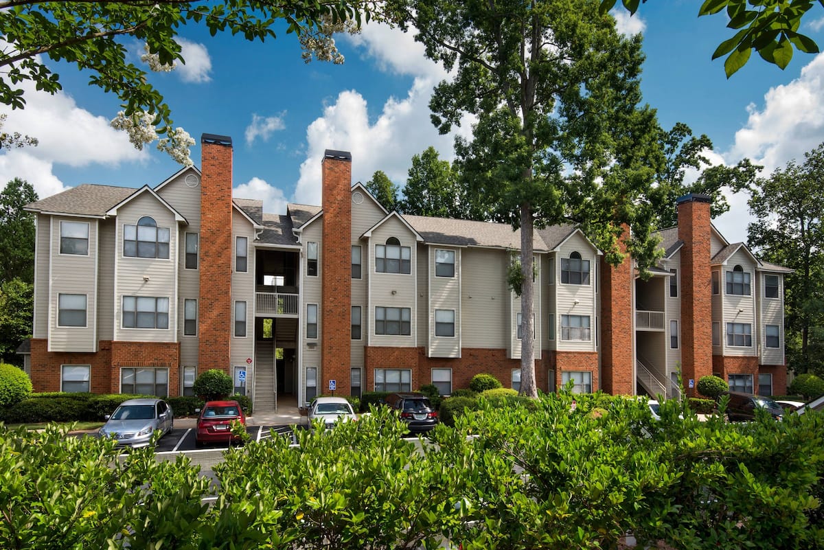 , an Airbnb-friendly apartment in Lawrenceville, GA