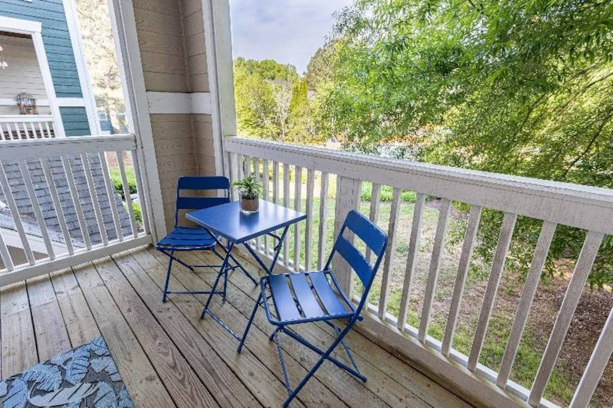 , an Airbnb-friendly apartment in Mooresville, NC