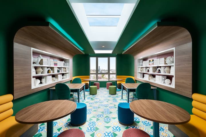 Earn with Airbnb-friendly apartments in San Diego | Airbnb