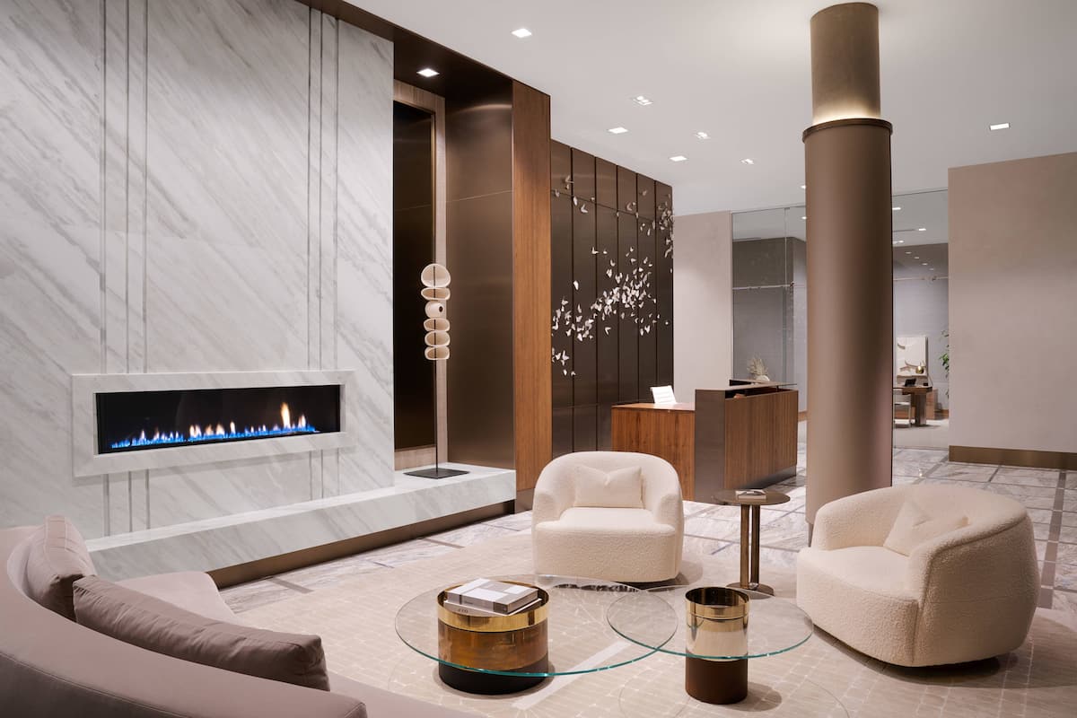 RGVtYW5kUGljdHVyZToxOTQzMTAzODQz