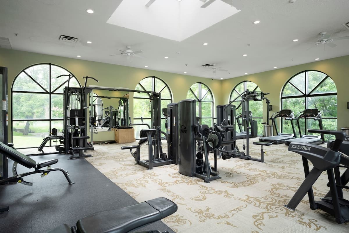 RGVtYW5kUGljdHVyZToxOTU1ODIwODAx