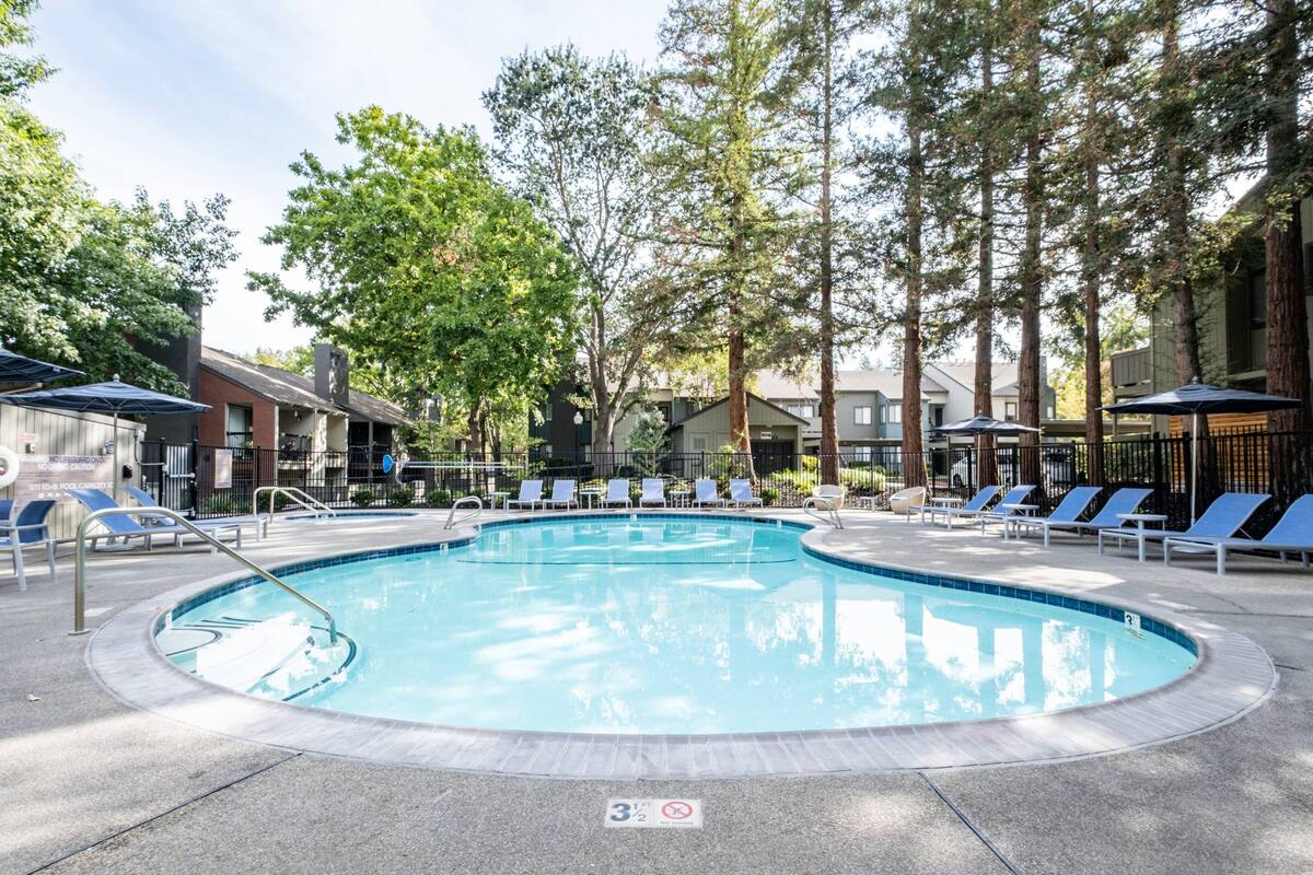 Avana Vista Point, an Airbnbfriendly apartment