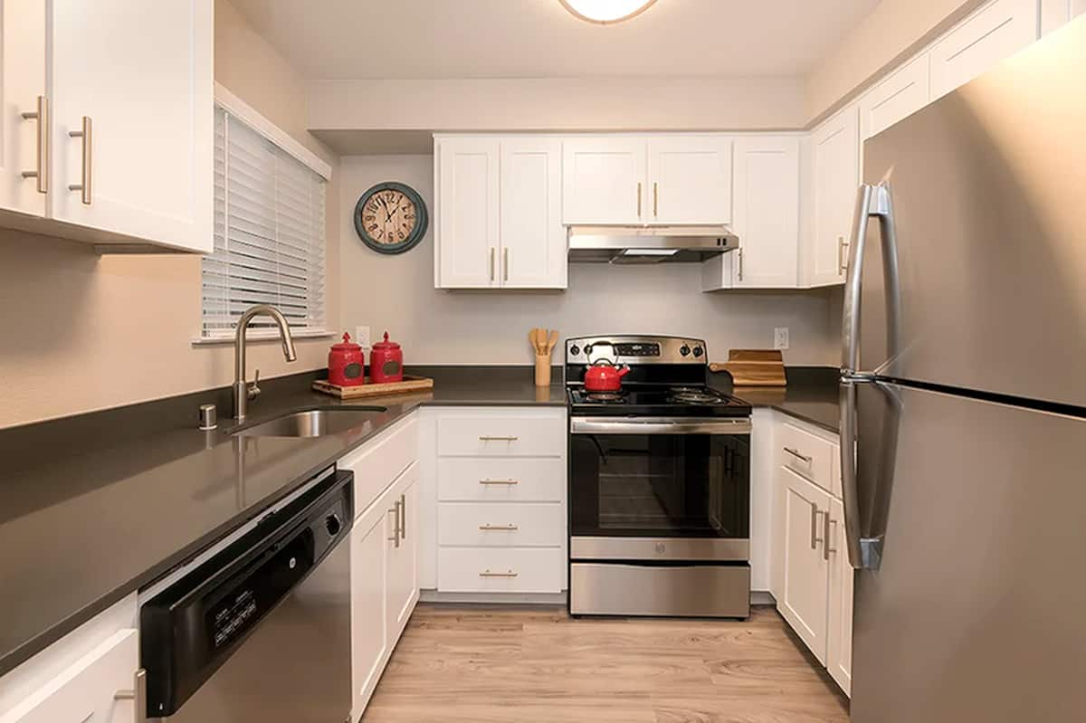 , an Airbnb-friendly apartment in Antelope, CA