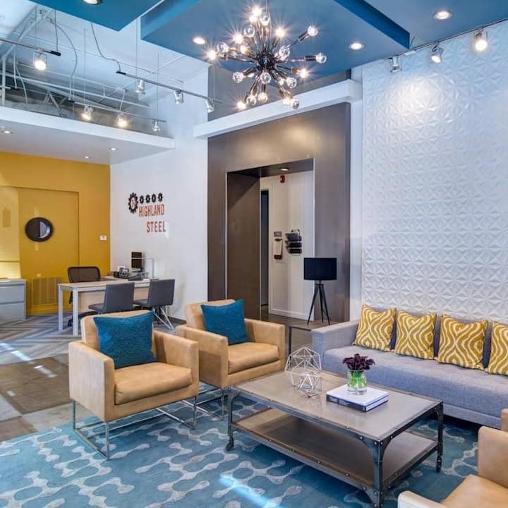 RGVtYW5kUGljdHVyZToyNTMwOTMyOTI0