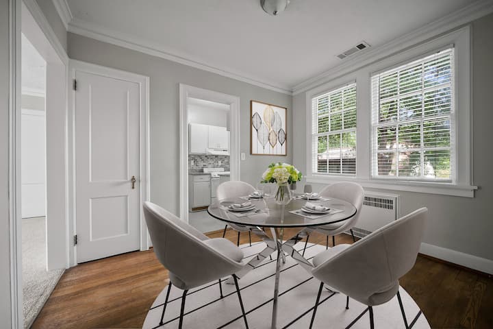 RGVtYW5kUGljdHVyZToyNTMwOTM2NTk2