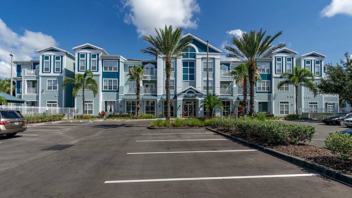 , an Airbnb-friendly apartment in Riverview, FL