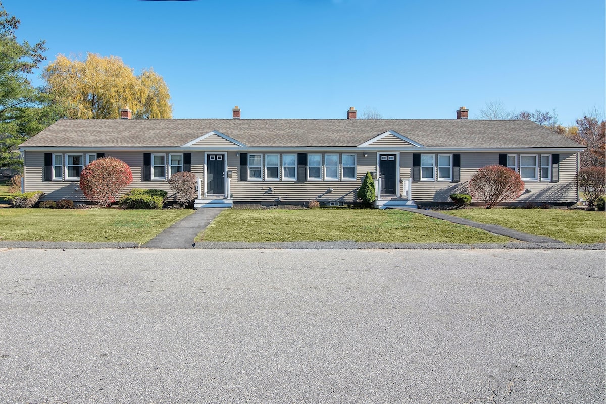 , an Airbnb-friendly apartment in South Portland, ME