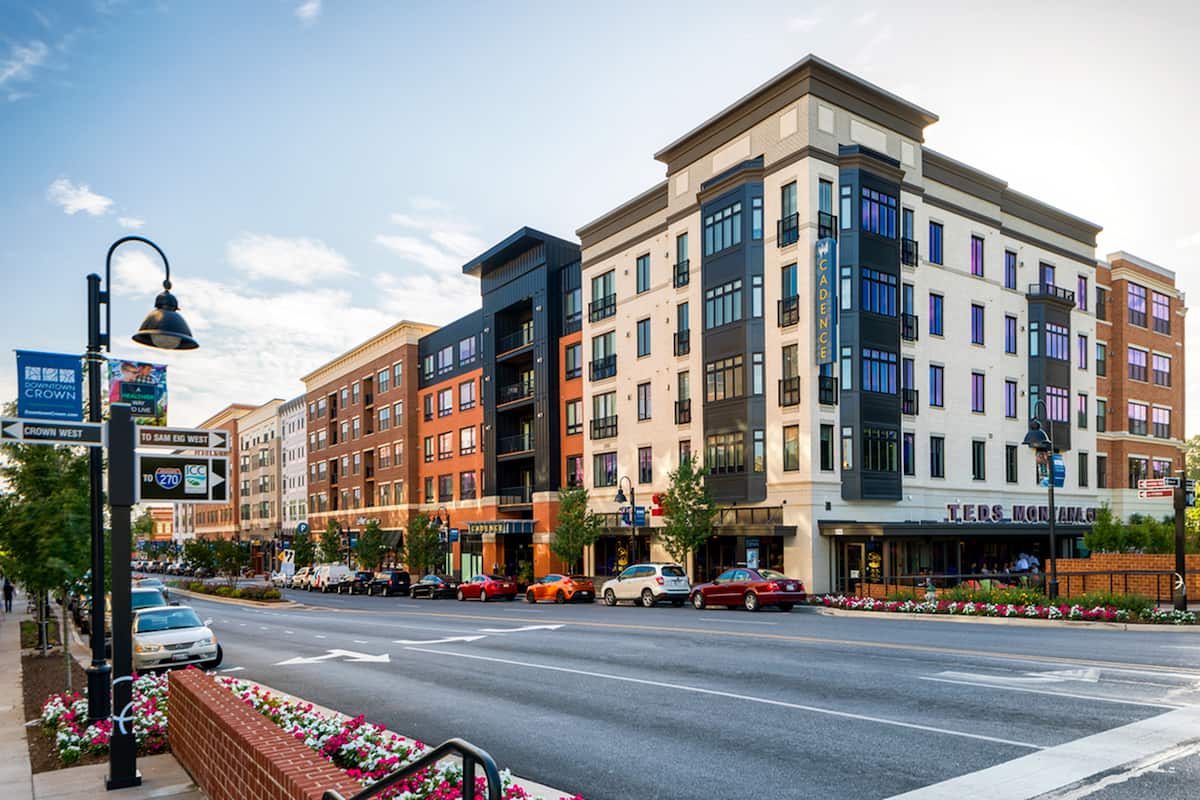 , an Airbnb-friendly apartment in Gaithersburg, MD