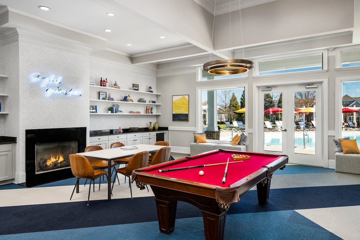 RGVtYW5kUGljdHVyZToyMDI5NzM0Nzcw