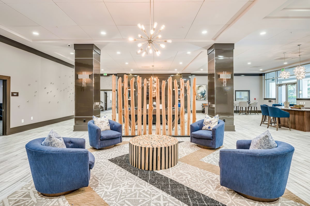 RGVtYW5kUGljdHVyZToyMTEwNDYwNTA5