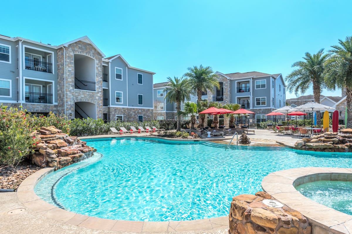 Exterior of Summerbrooke, an Airbnb-friendly apartment in Kemah, TX