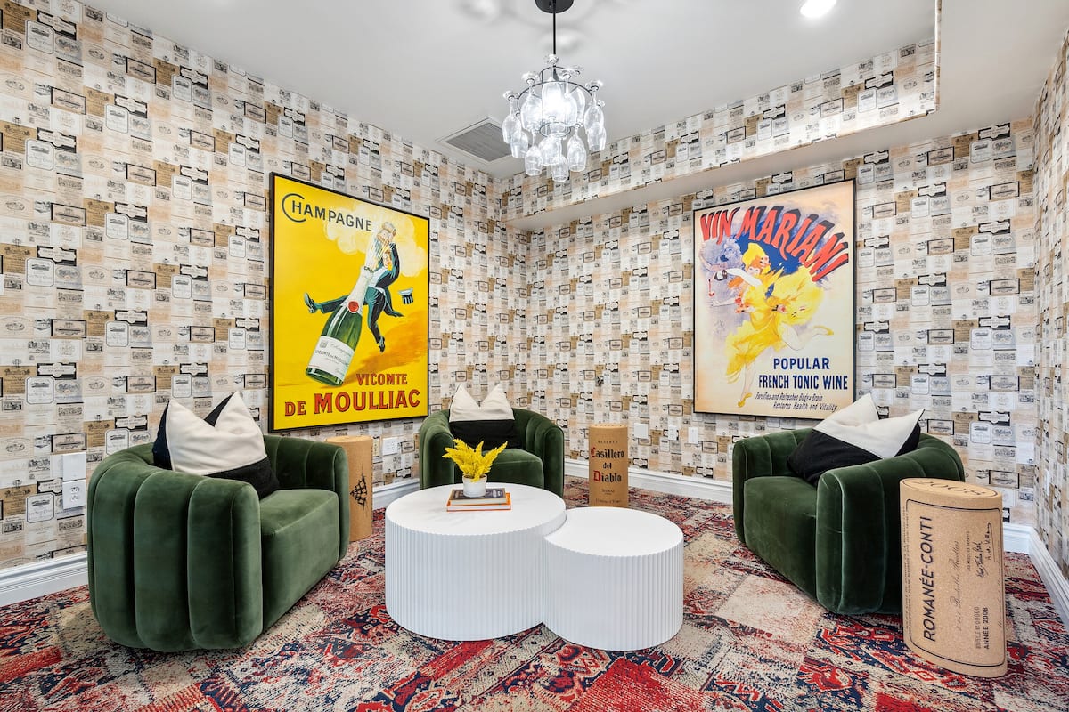 RGVtYW5kUGljdHVyZToyMDkyNTk5MTcx