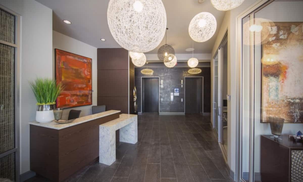 , an Airbnb-friendly apartment in Austin, TX