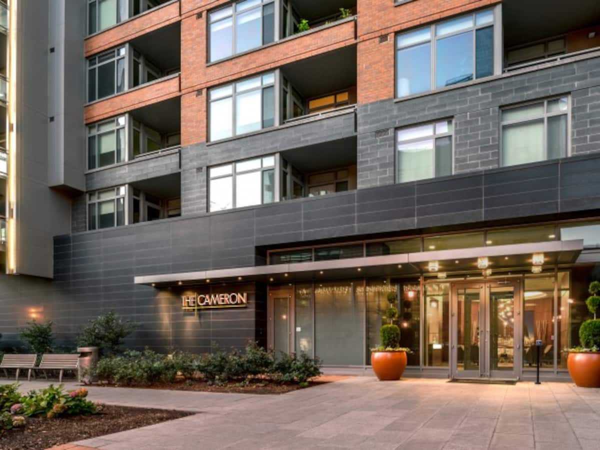 , an Airbnb-friendly apartment in Silver Spring, MD
