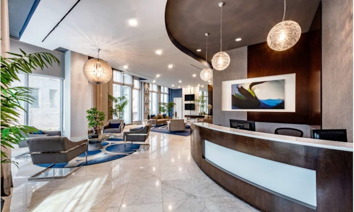 , an Airbnb-friendly apartment in McLean, VA