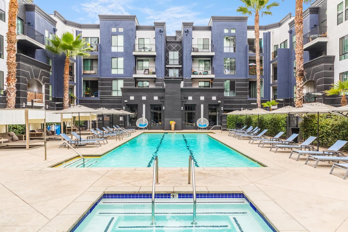 Exterior of The Gallery at Noho Commons, an Airbnb-friendly apartment in North Hollywood, CA