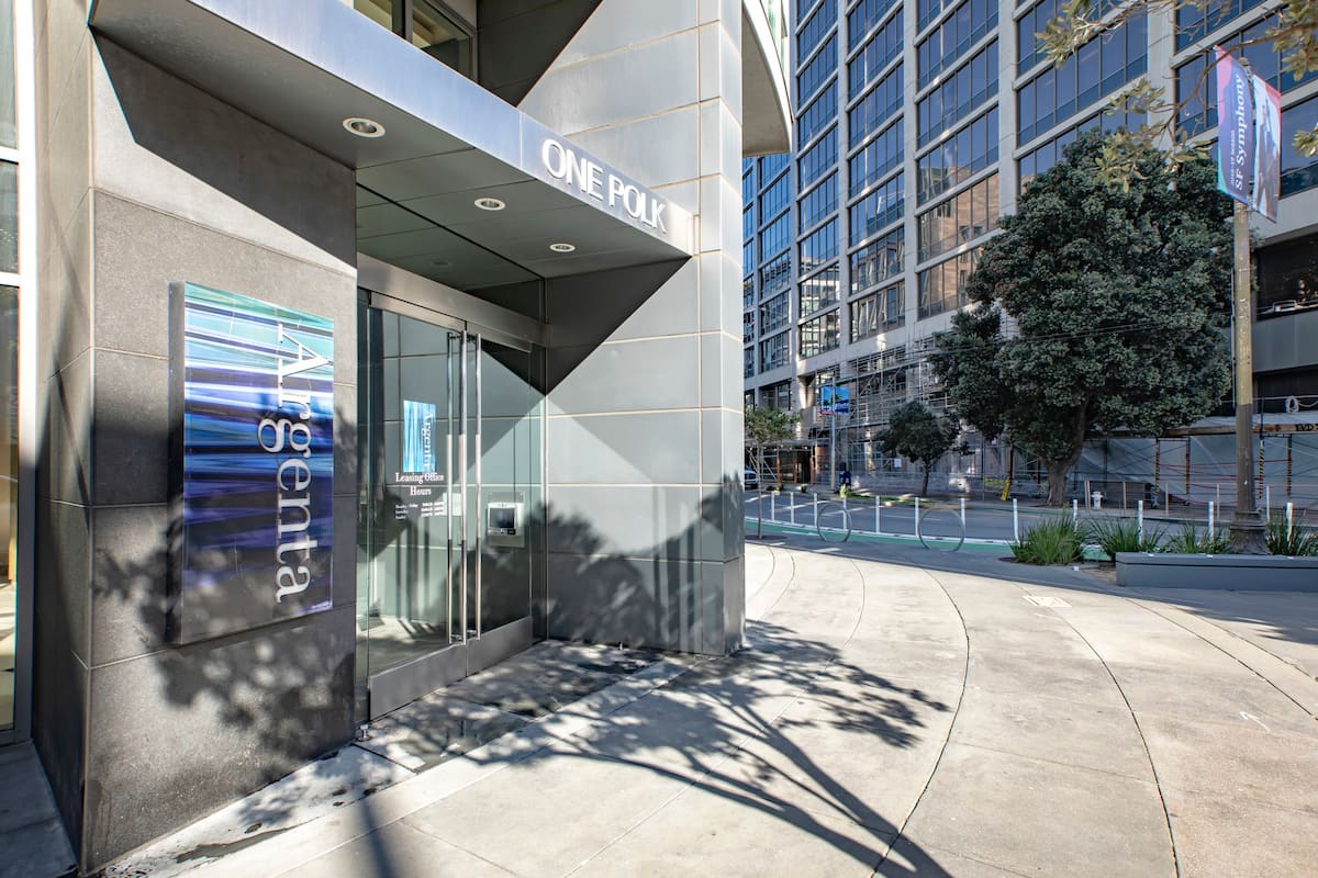 , an Airbnb-friendly apartment in San Francisco, CA