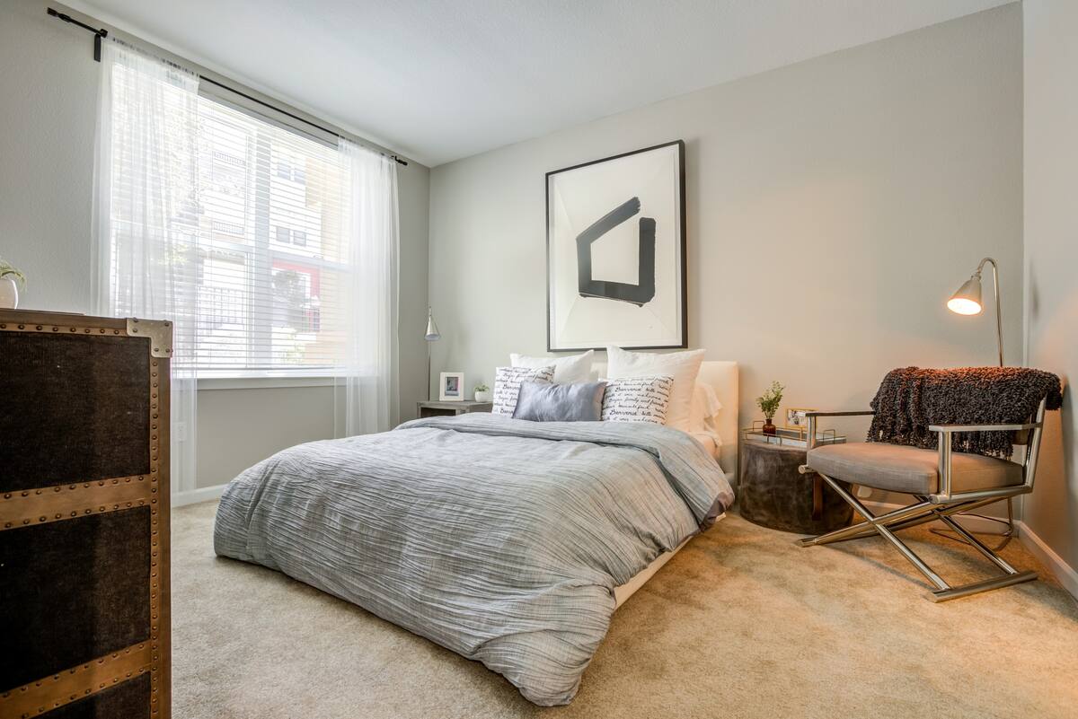 , an Airbnb-friendly apartment in San Bruno, CA
