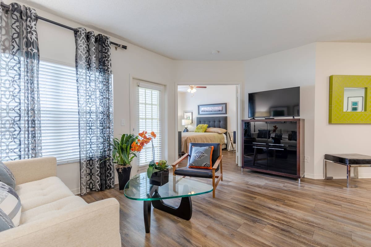 , an Airbnb-friendly apartment in Palm Beach Gardens, FL