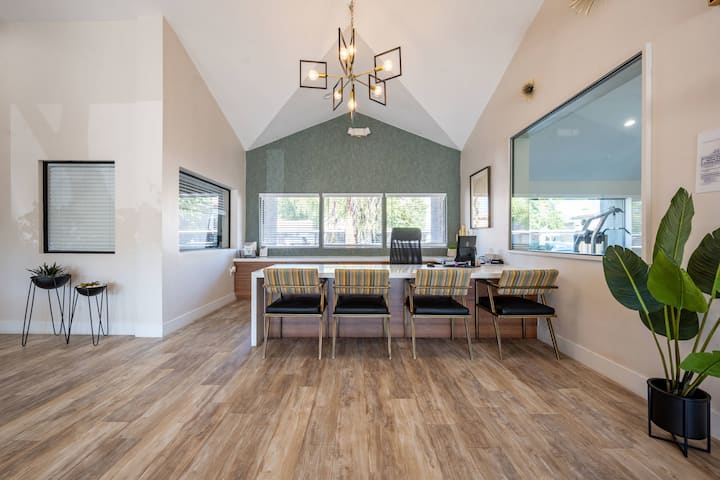 RGVtYW5kUGljdHVyZToxOTQzMTAzNjMy