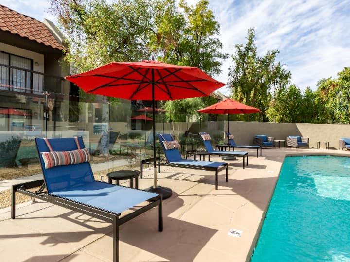 RGVtYW5kUGljdHVyZToxOTQzMTAzMTc5