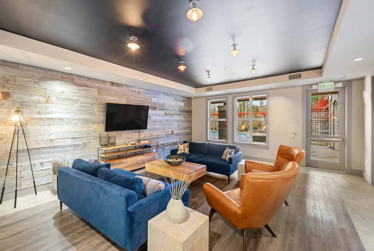 RGVtYW5kUGljdHVyZToyMDM4MDA0NDMy