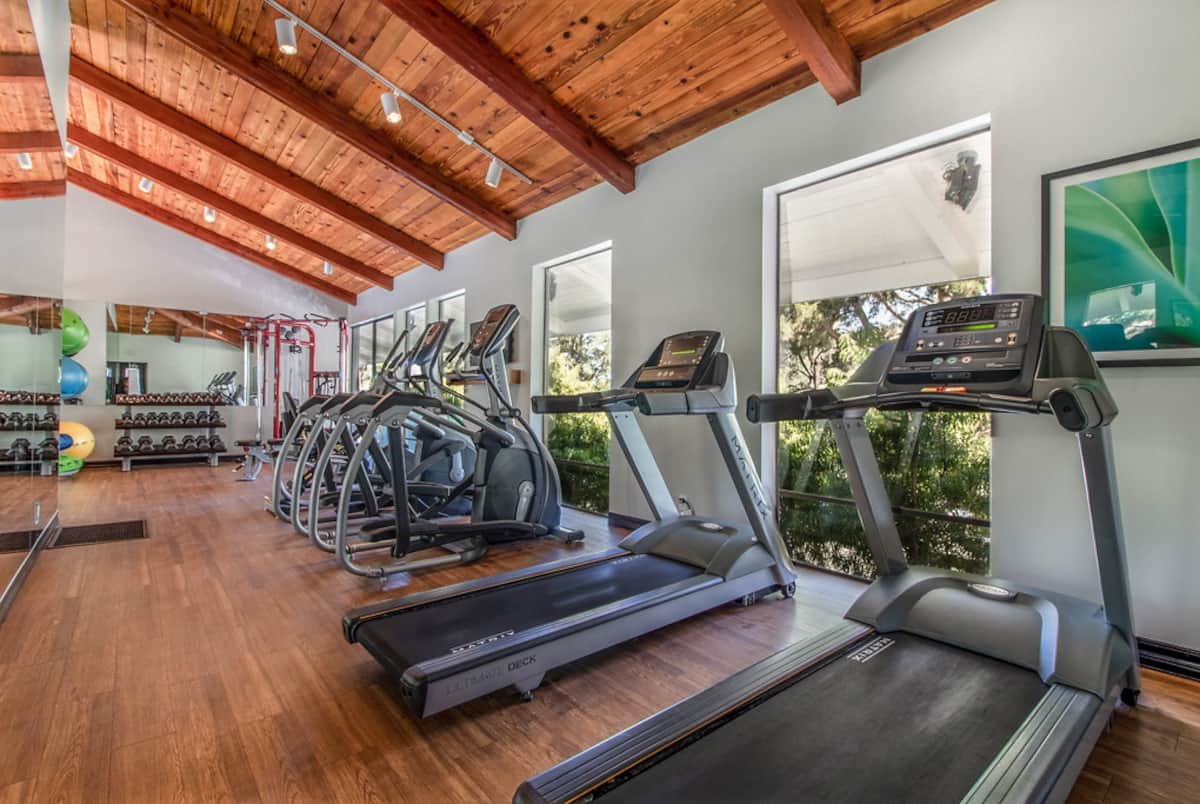 RGVtYW5kUGljdHVyZToxOTQzMTU1ODY5