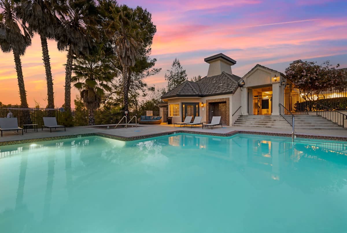Exterior of Carmel Summit, an Airbnb-friendly apartment in San Diego, CA