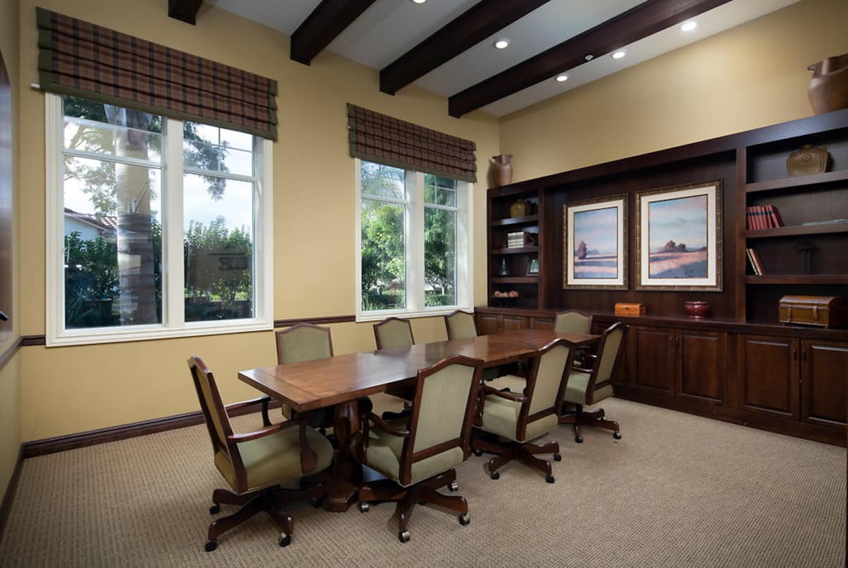 RGVtYW5kUGljdHVyZToxOTQzMTU2OTI4