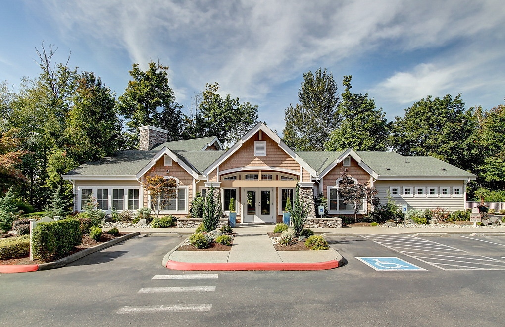 Pinnacle ved Lake Washington