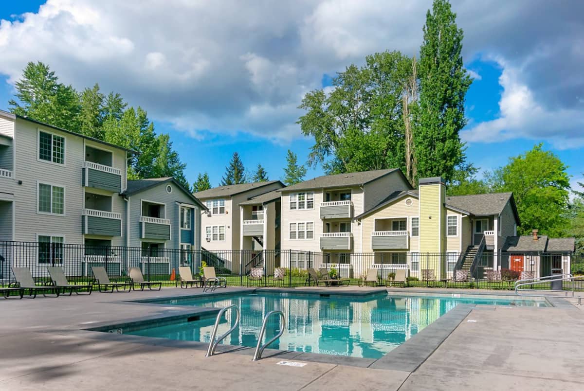 Exterior of Bothell Ridge, an Airbnb-friendly apartment in Bothell, WA