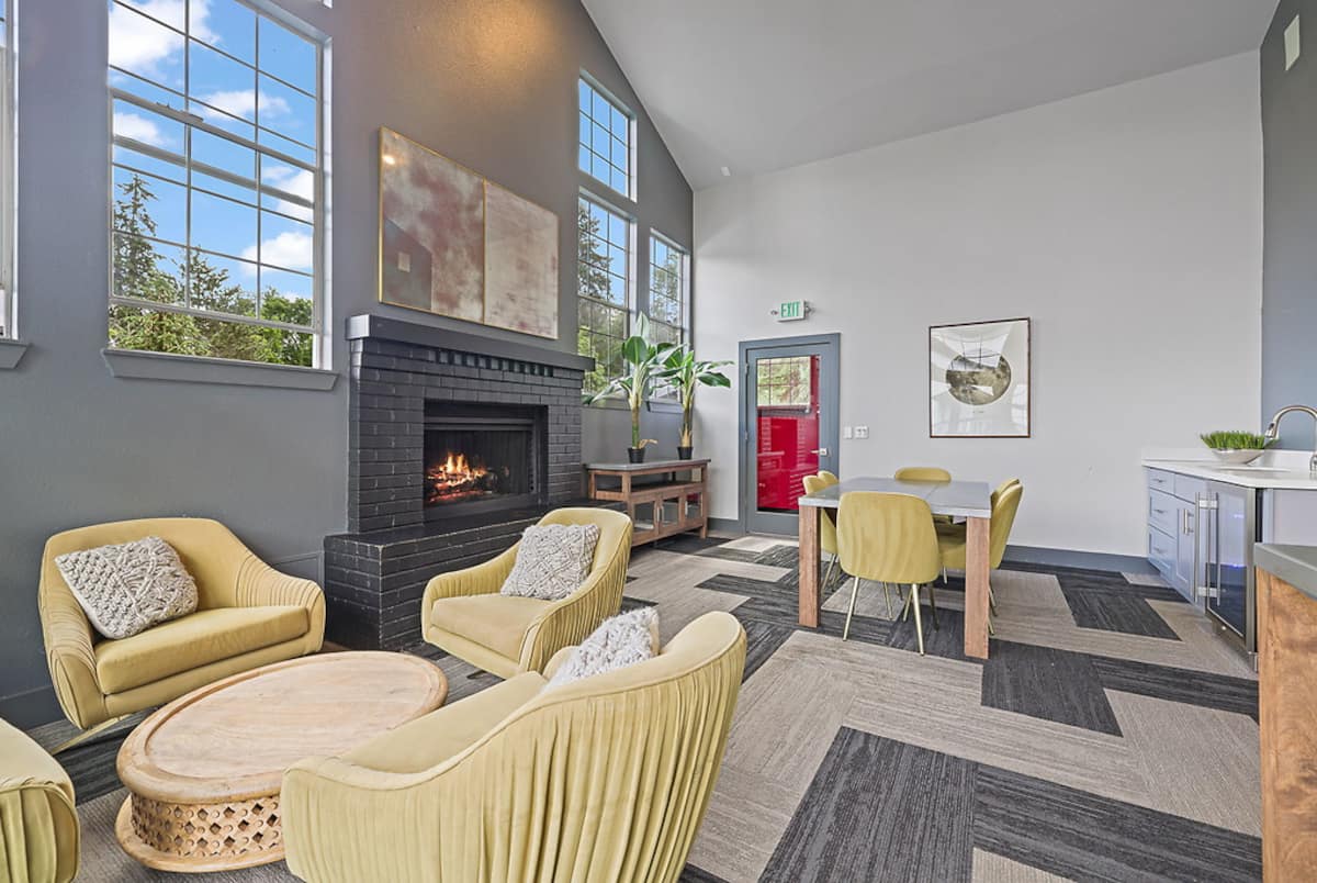 RGVtYW5kUGljdHVyZToyMDI4MzcwNjE2