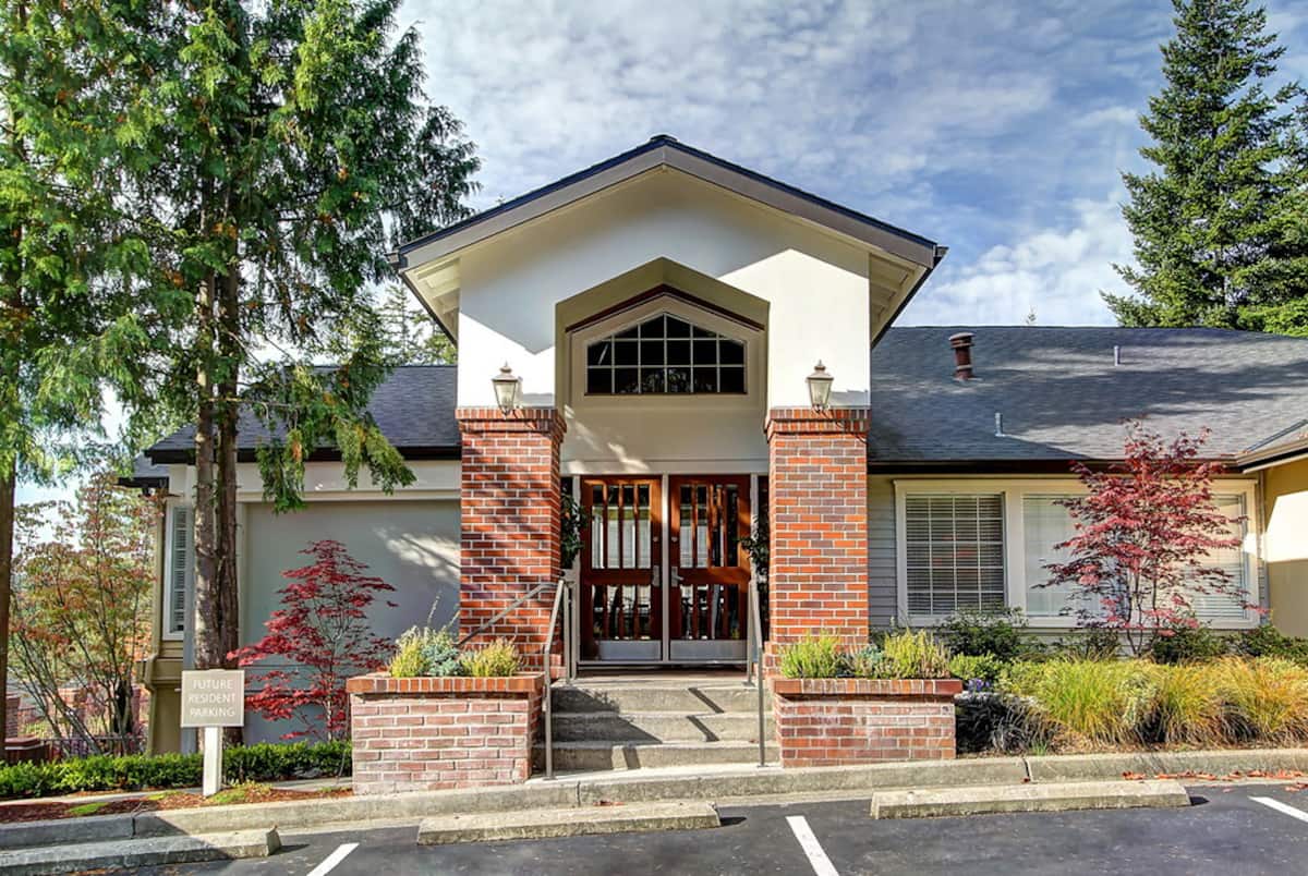 , an Airbnb-friendly apartment in Mill Creek, WA