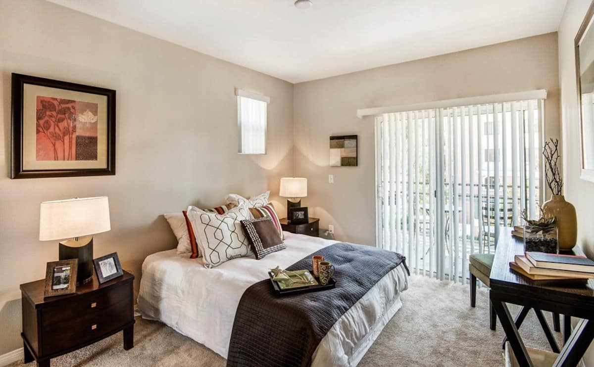 , an Airbnb-friendly apartment in Fullerton, CA