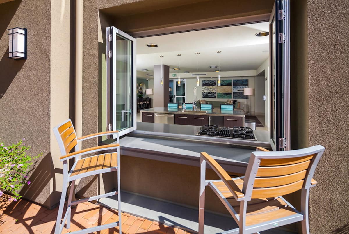 RGVtYW5kUGljdHVyZToxOTQzMTU3MDc3