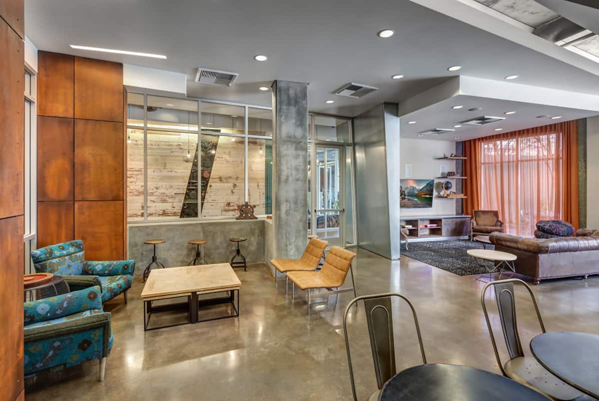 RGVtYW5kUGljdHVyZToxOTQzMTU0NTU1