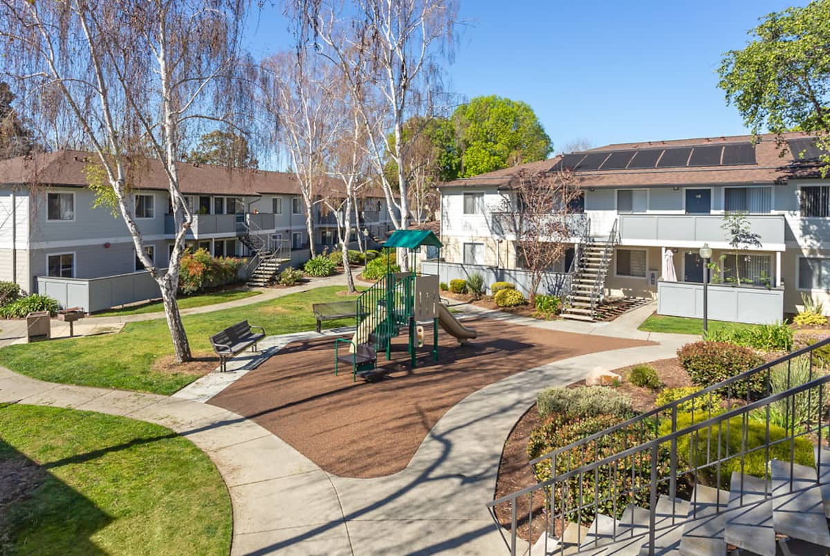 , an Airbnb-friendly apartment in Fremont, CA