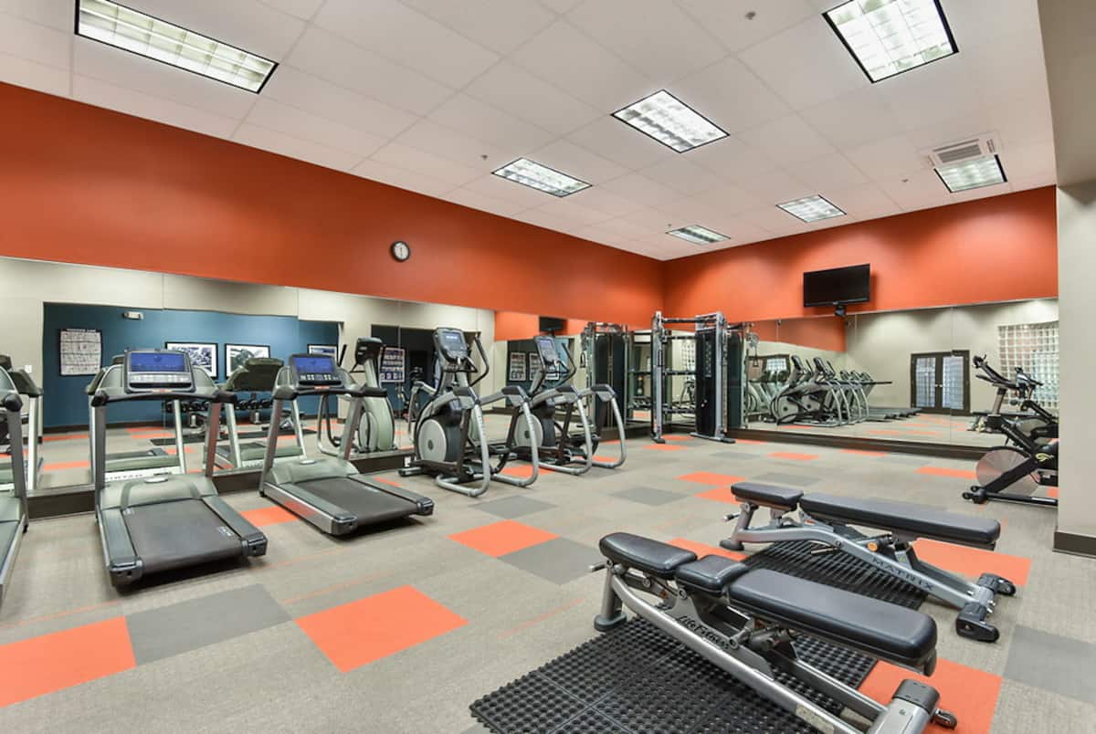 RGVtYW5kUGljdHVyZToxOTQzMTU4MTg3