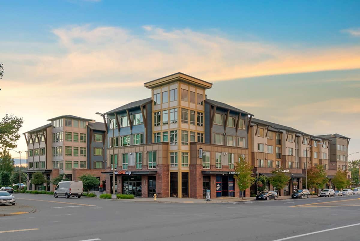 , an Airbnb-friendly apartment in Kirkland, WA