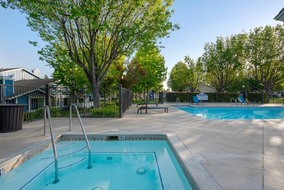 RGVtYW5kUGljdHVyZToxOTQzMTU0Mzc0