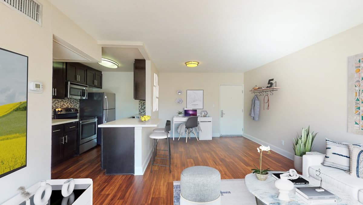 , an Airbnb-friendly apartment in Pasadena, CA