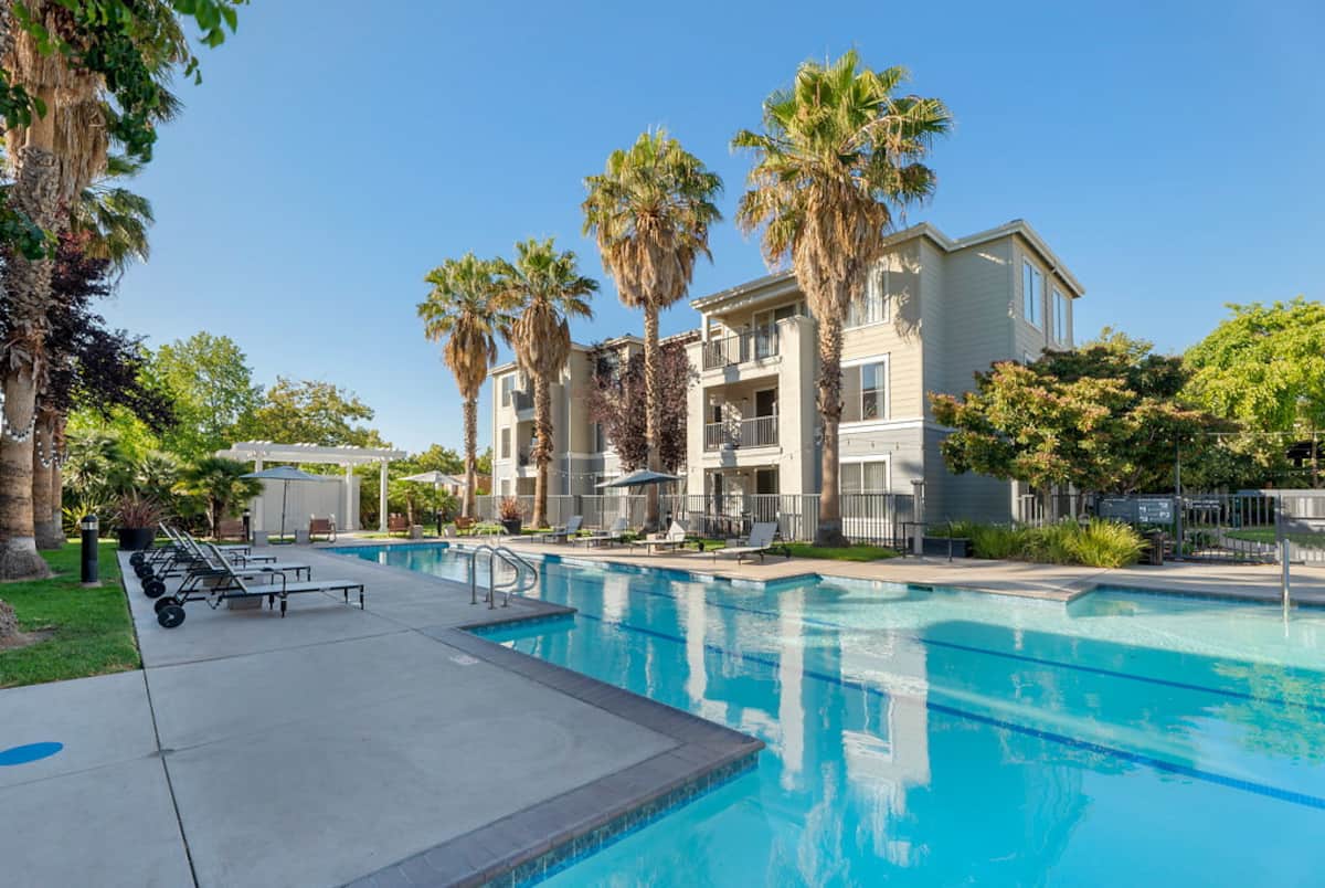 Earn in Waterford Place, an Airbnbfriendly apartment building