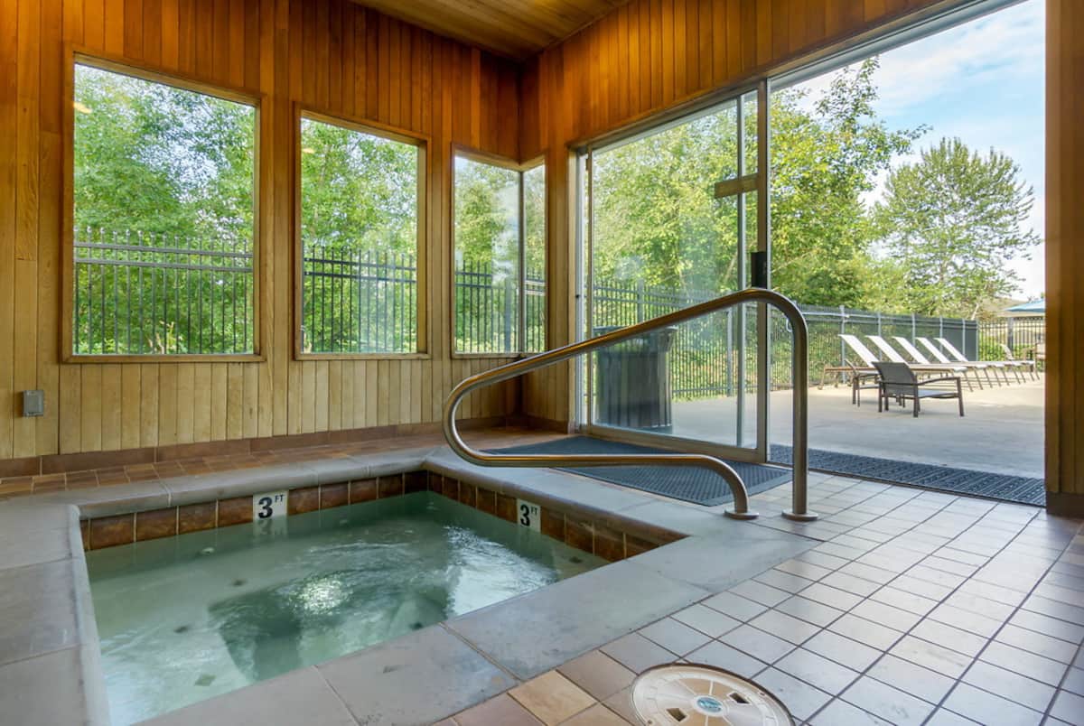 RGVtYW5kUGljdHVyZToxOTQzMTU1MTUx