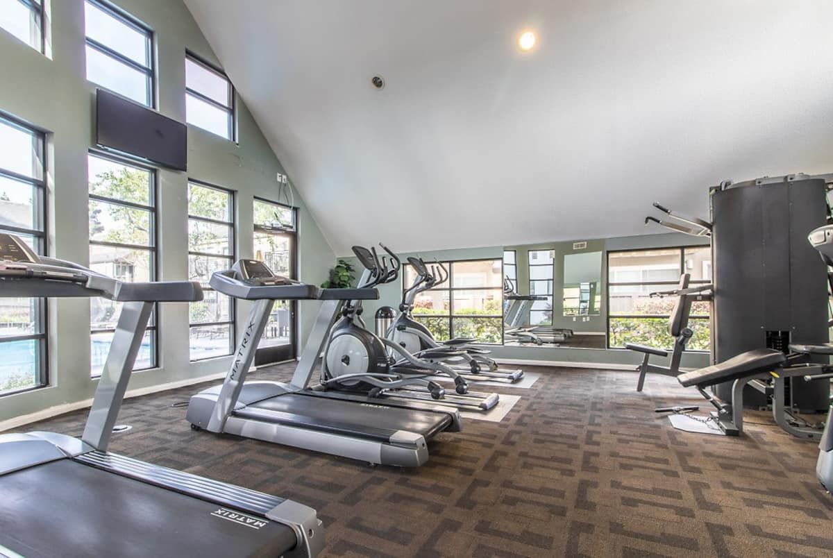 RGVtYW5kUGljdHVyZToxOTQzMTU5MzQ5