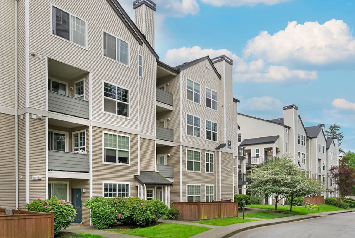 , an Airbnb-friendly apartment in Kirkland, WA