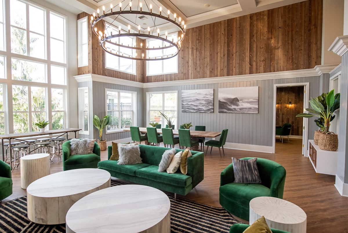 RGVtYW5kUGljdHVyZToxOTQzMTU4OTkx