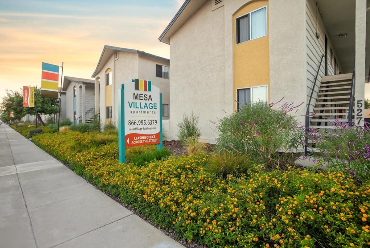 , an Airbnb-friendly apartment in San Diego, CA