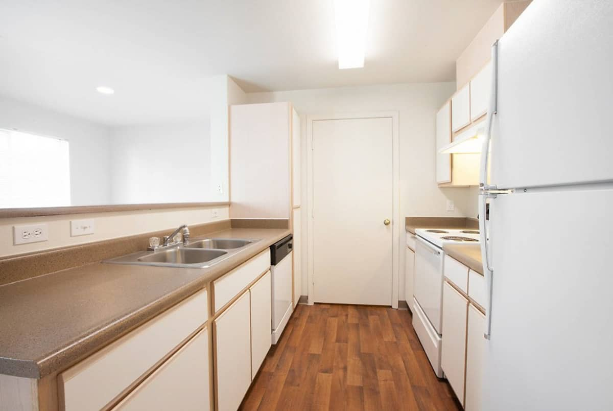 , an Airbnb-friendly apartment in Renton, WA